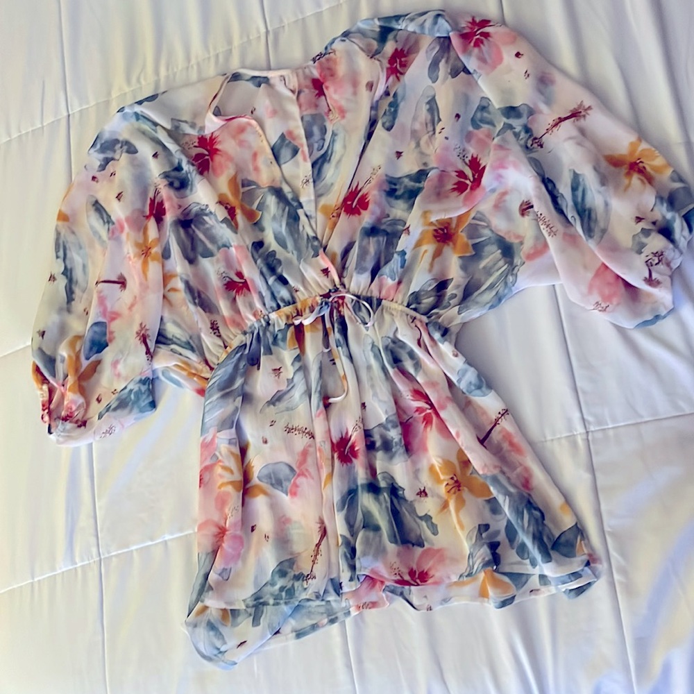 Floral Top Very Cute with layering